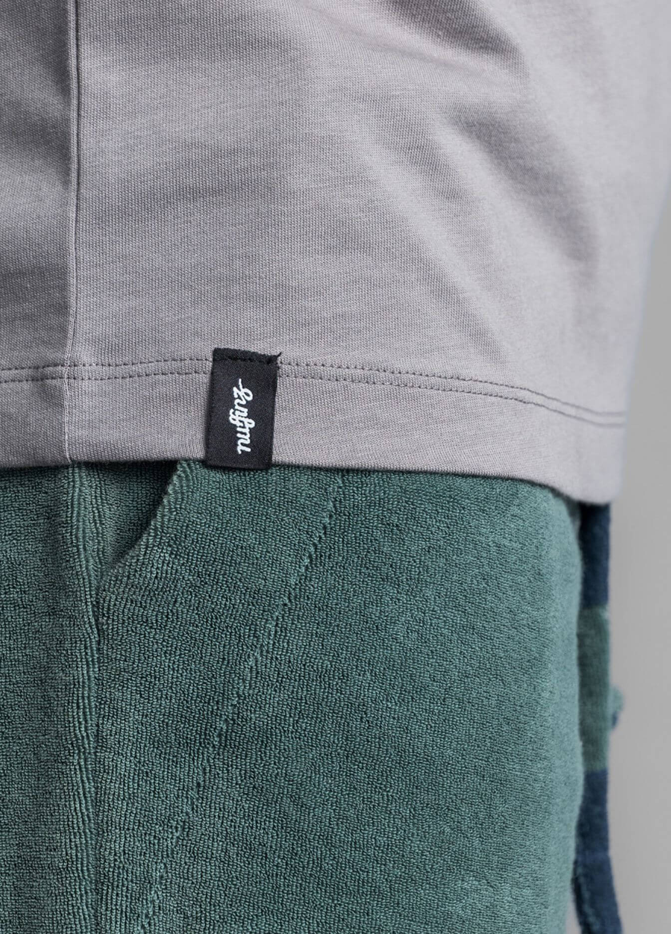 STEEL GREY LONGSLEEVE