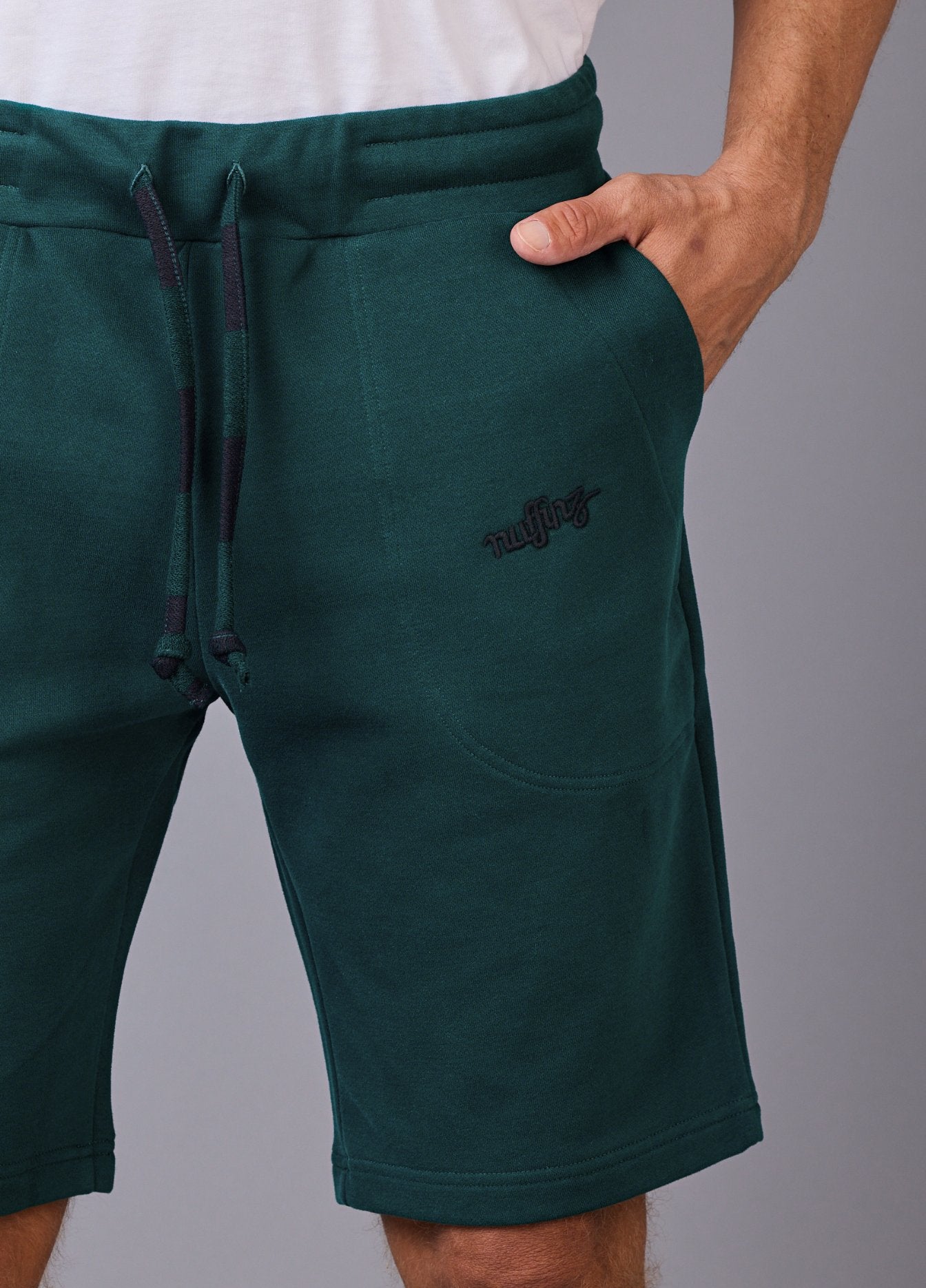 PONDEROSA PINE SOLID SHORTS