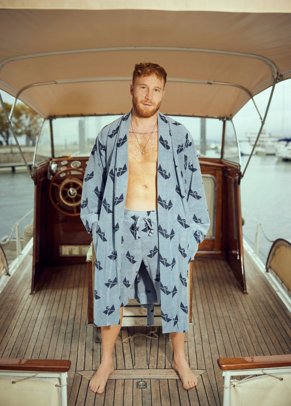 THE CAPTAIN ROBE